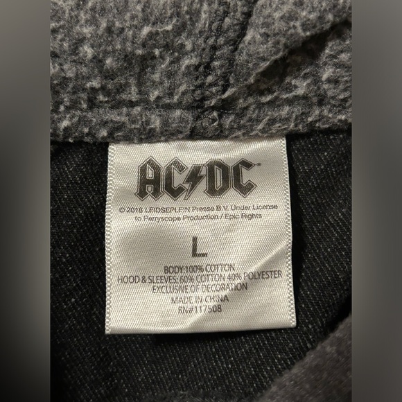 AC/DC Denim Jean Jacket Back in Black 1980 Tour With Hood Men’s L - Picture 7 of 8